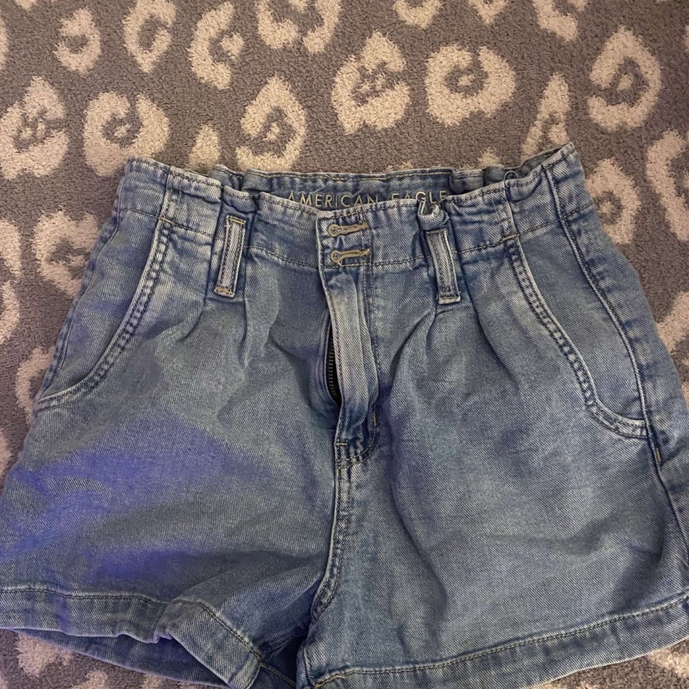American Eagle high top shorts